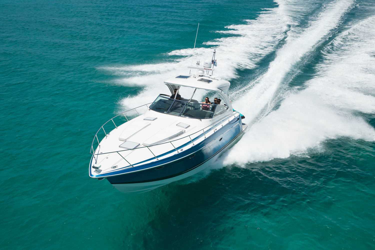 Performance Cruiser FORMULA yat Performance Cruiser FORMULA yat