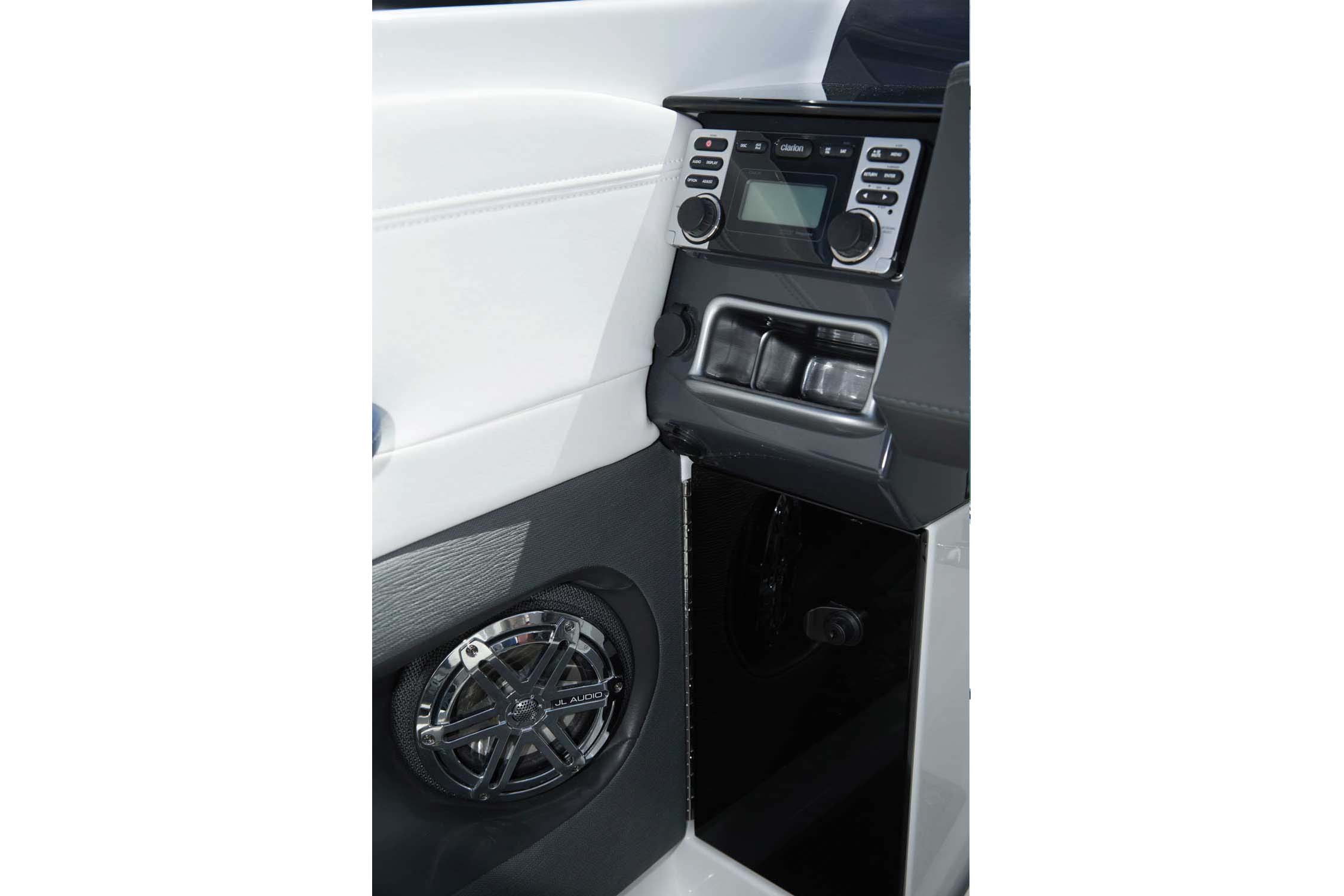 sürat teknesi ses sistemi