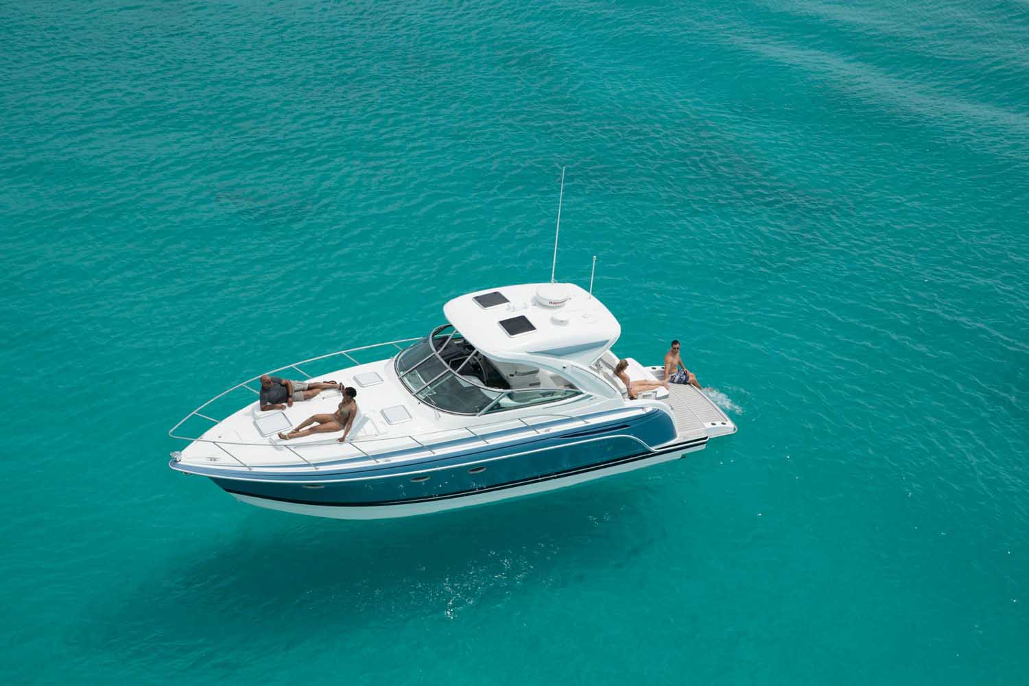 34 PC Lüks Motoryat FORMULA