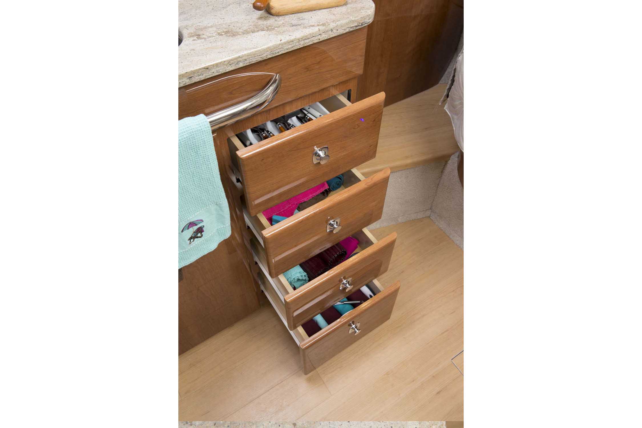 34 PC Tekne Çekmece