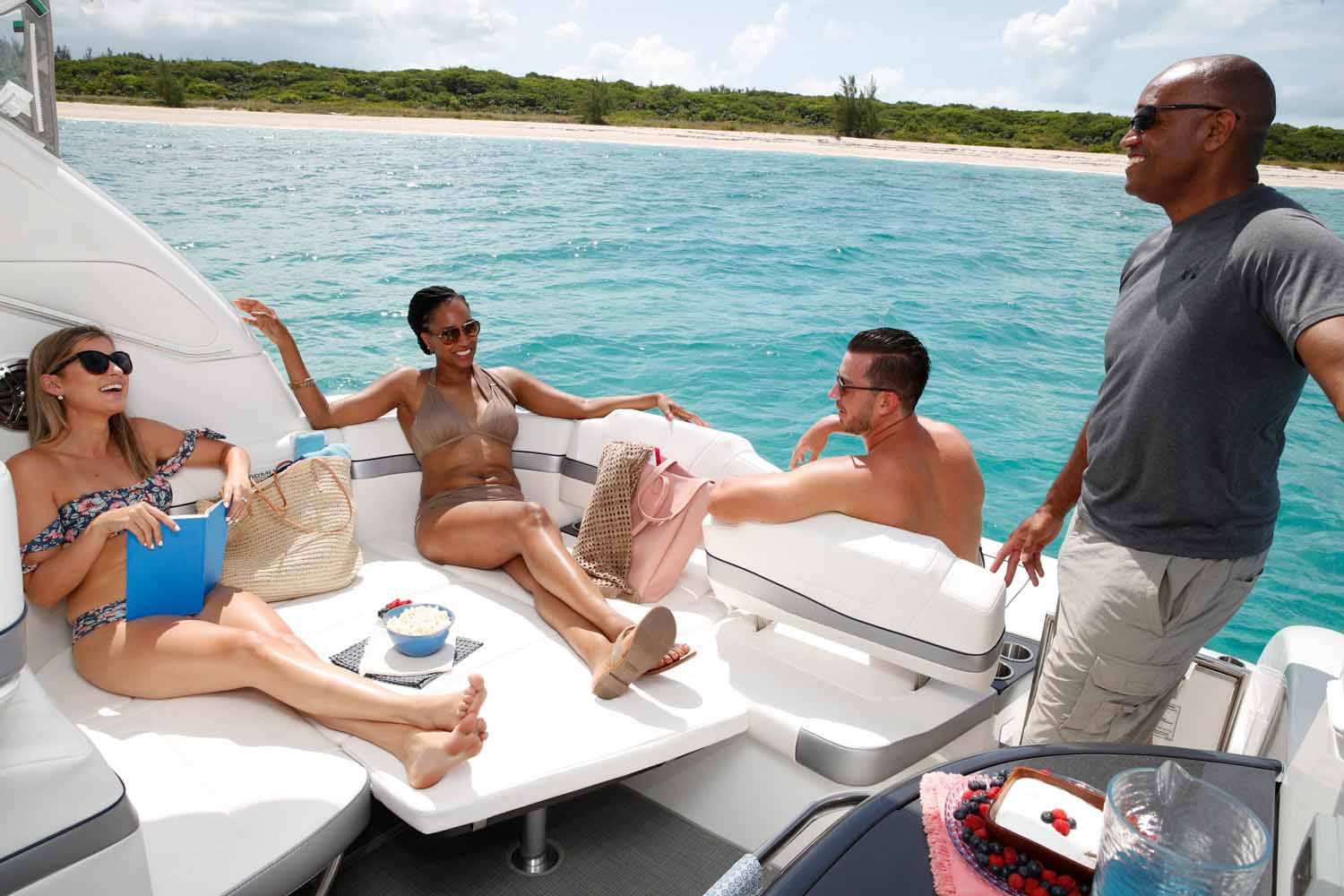 Fonksiyonel koltuklar Formula Motoryat