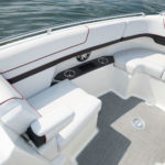 Aile gezi teknesi koltukları