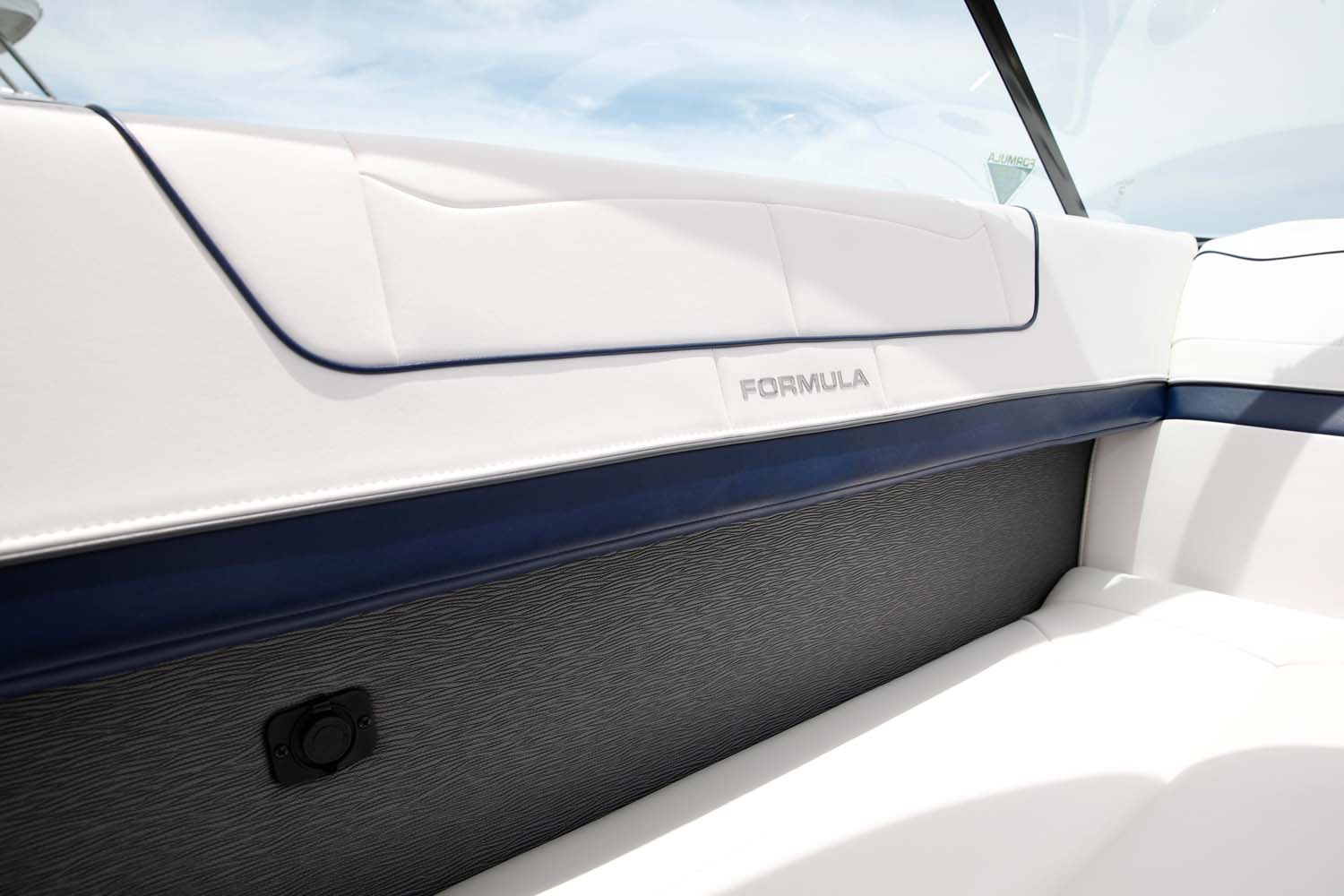 Formula tekne koltuk