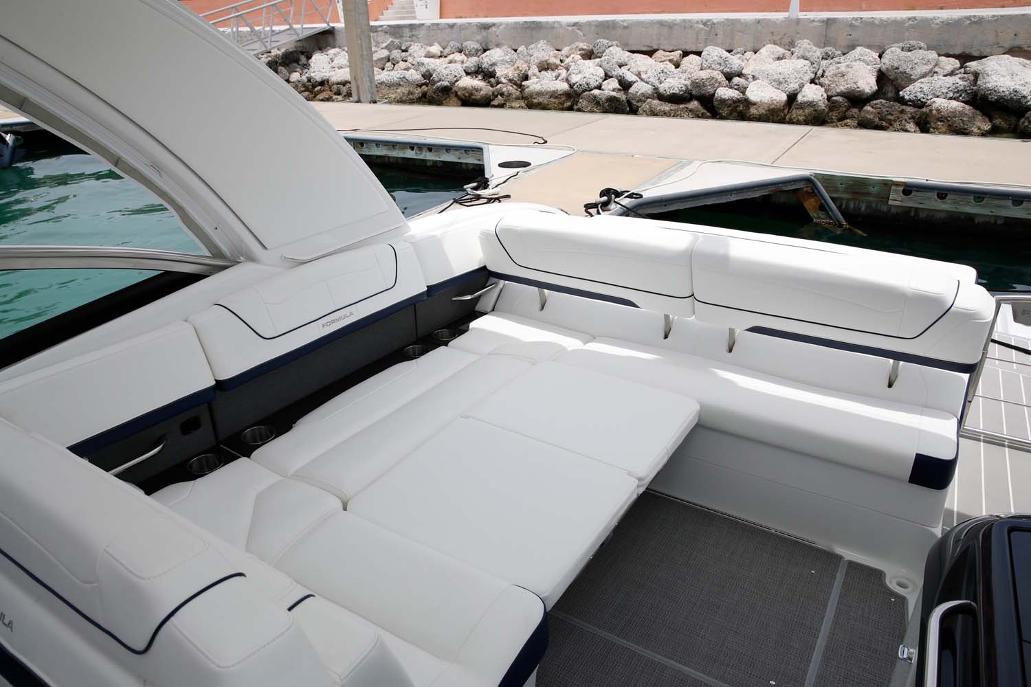 Hareketli koltuk sırtlıkları