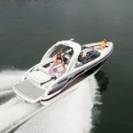 Su sporları ve Aile tipi gezi teknesi Formula 290 BR