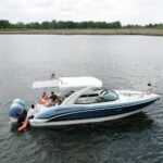 Teknede "Sureshade" gölgelik