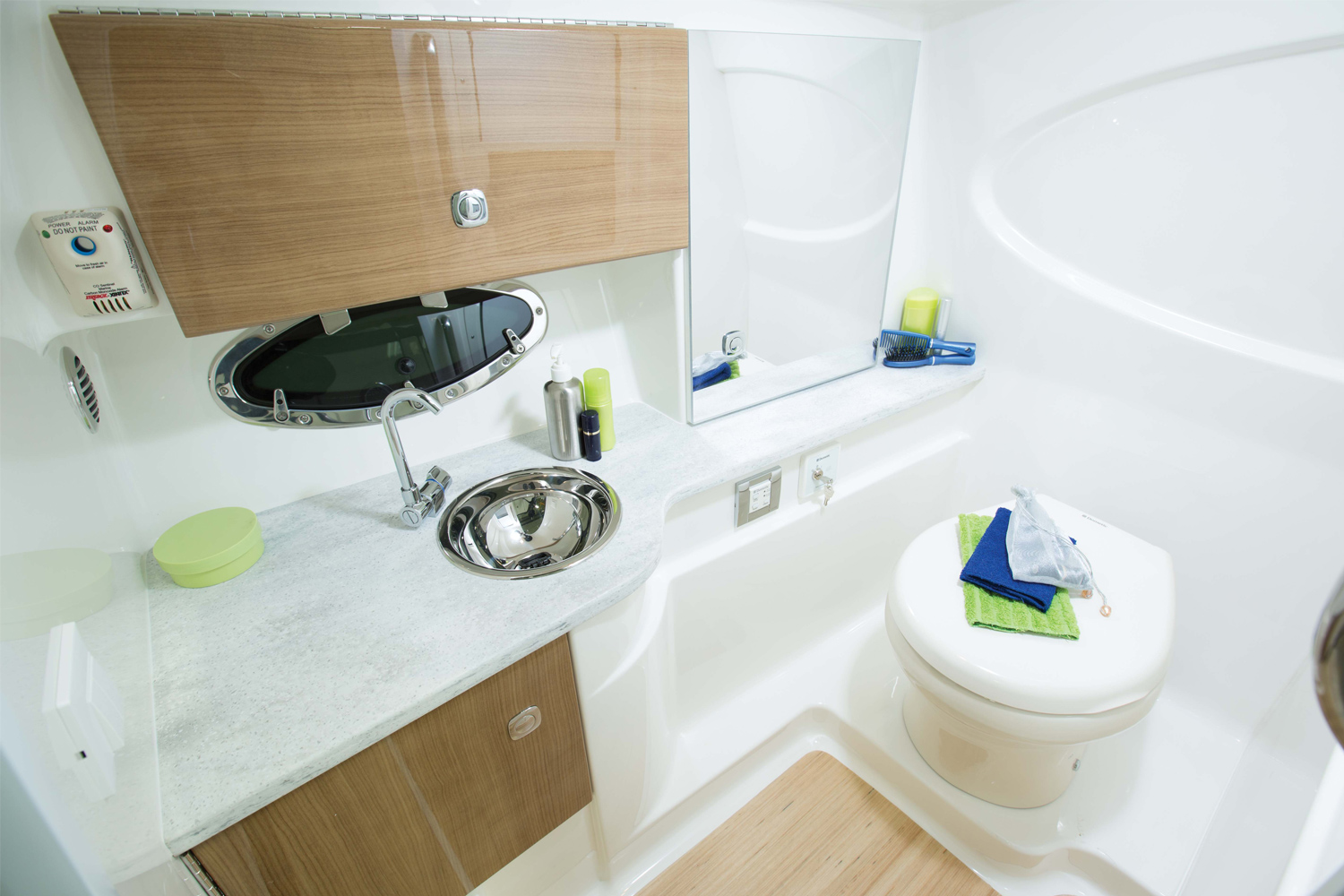 slider - 310-Bowrider_WC_kabini.jpg - tekne