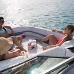 Baş tarafı açık tekne - Bowrider